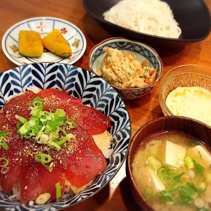 マグロの漬け丼